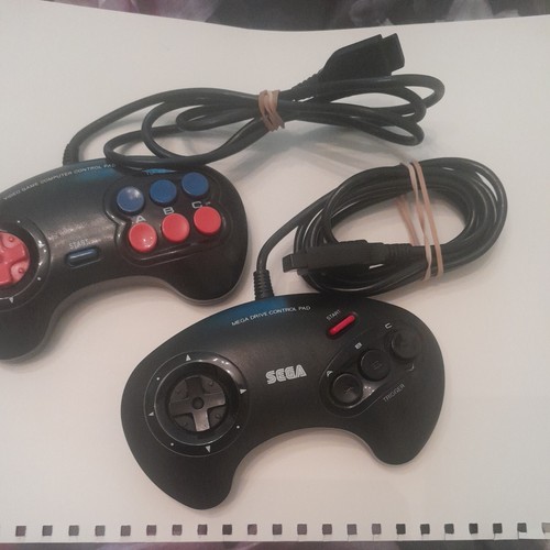 Sega megadrive control pads - pads,