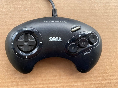 Megadrive official controller - megadrive,