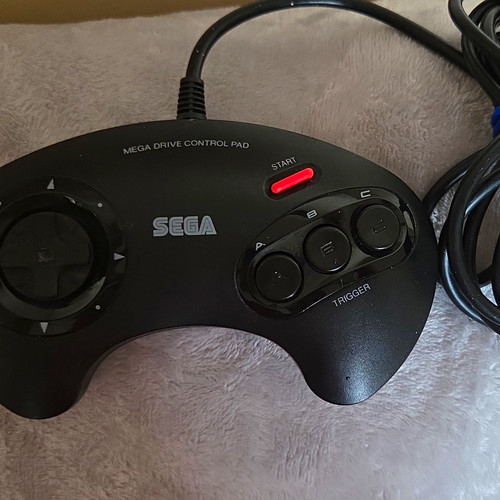 Sega mega drive control pad - mega,