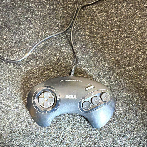 Sega mega drive - sega, pad